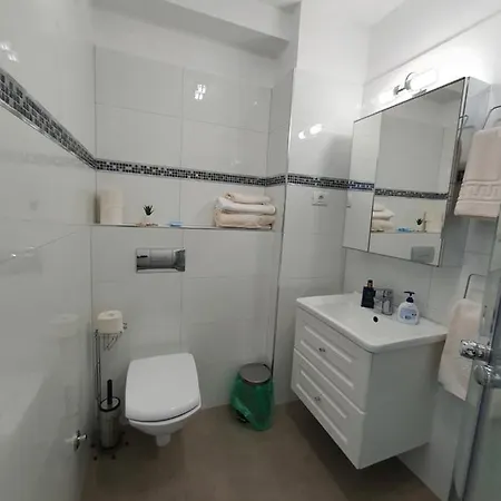 Seaview Studio Summerland,